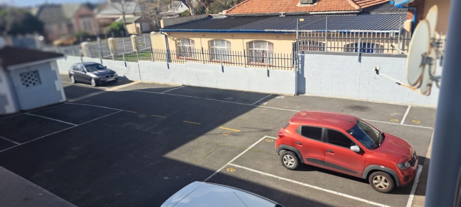 2 Bedroom Property for Sale in Wynberg Western Cape
